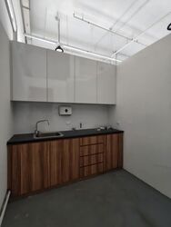 Hh @ Kallang (D13), Factory #569579551